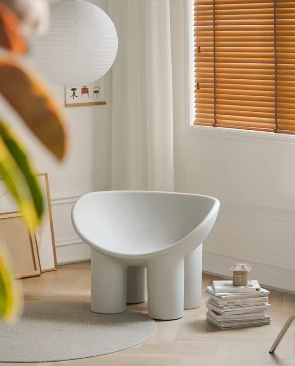 Mello Scoop Chair — Quad‑Pedestal Seat