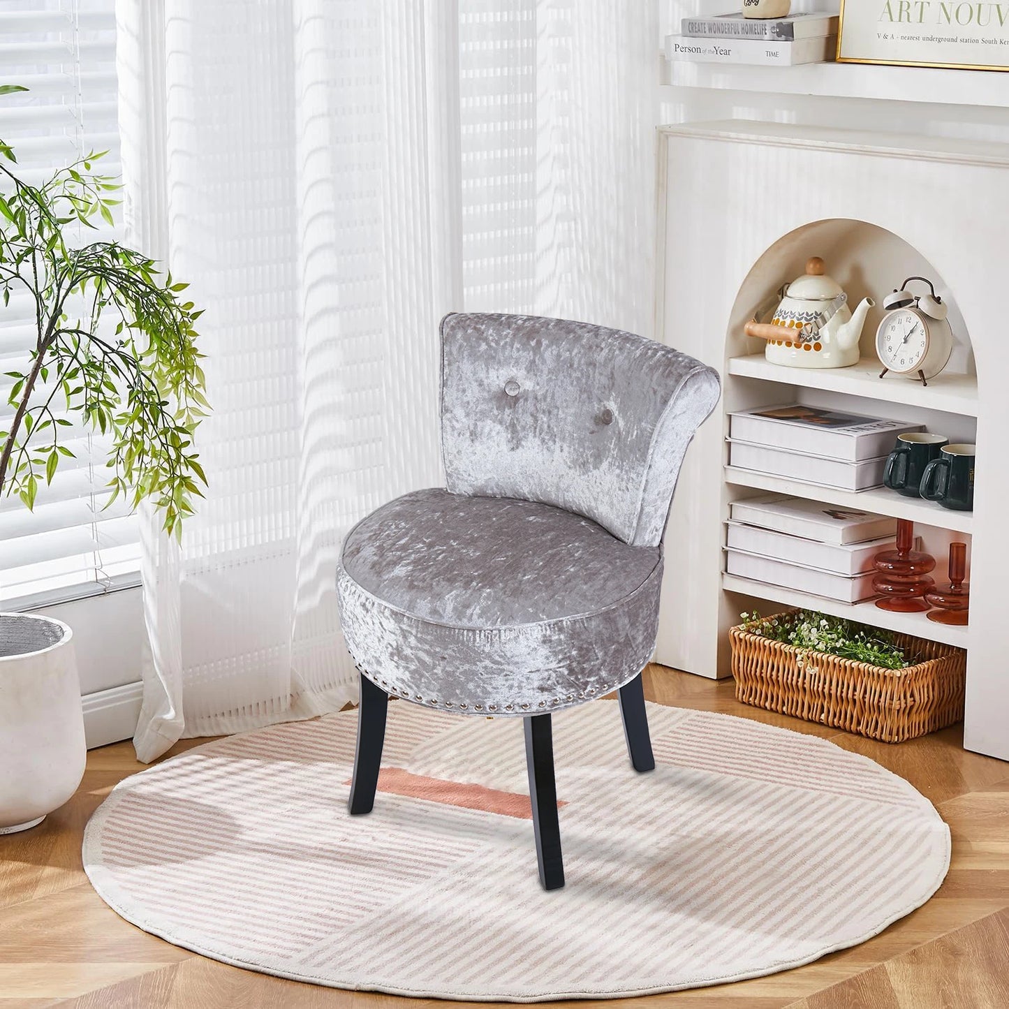 Coquette Vanity Stool — Velvet Button‑Back